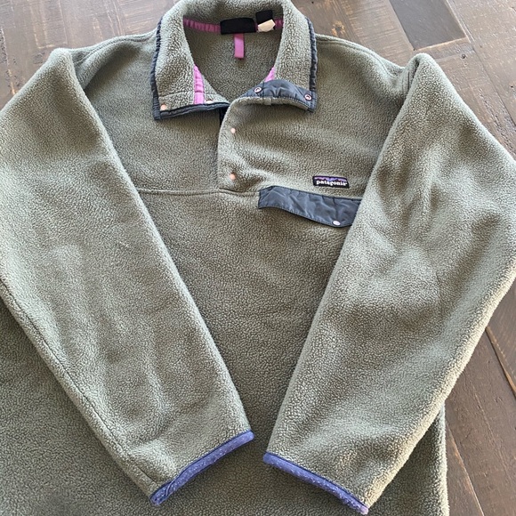 Patagonia Jackets & Blazers - Patigonia size medium